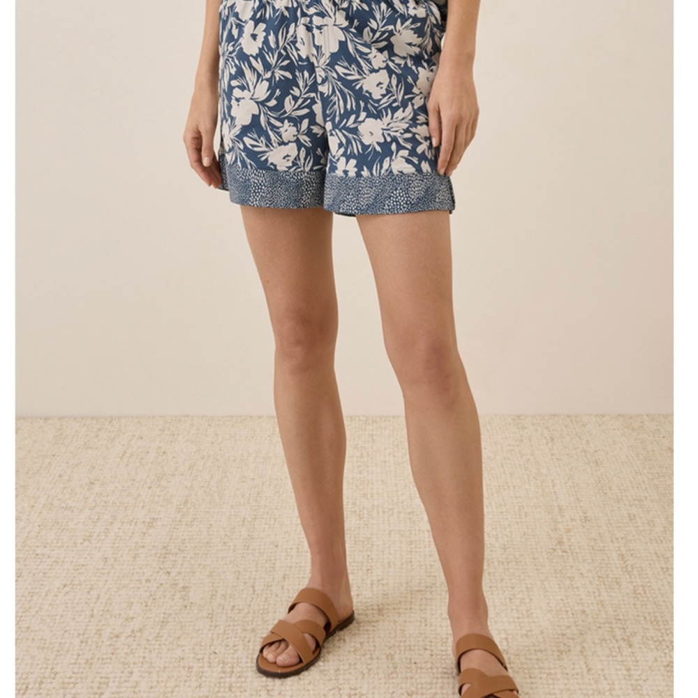 Pact Blue and White Bermudas Floral Design